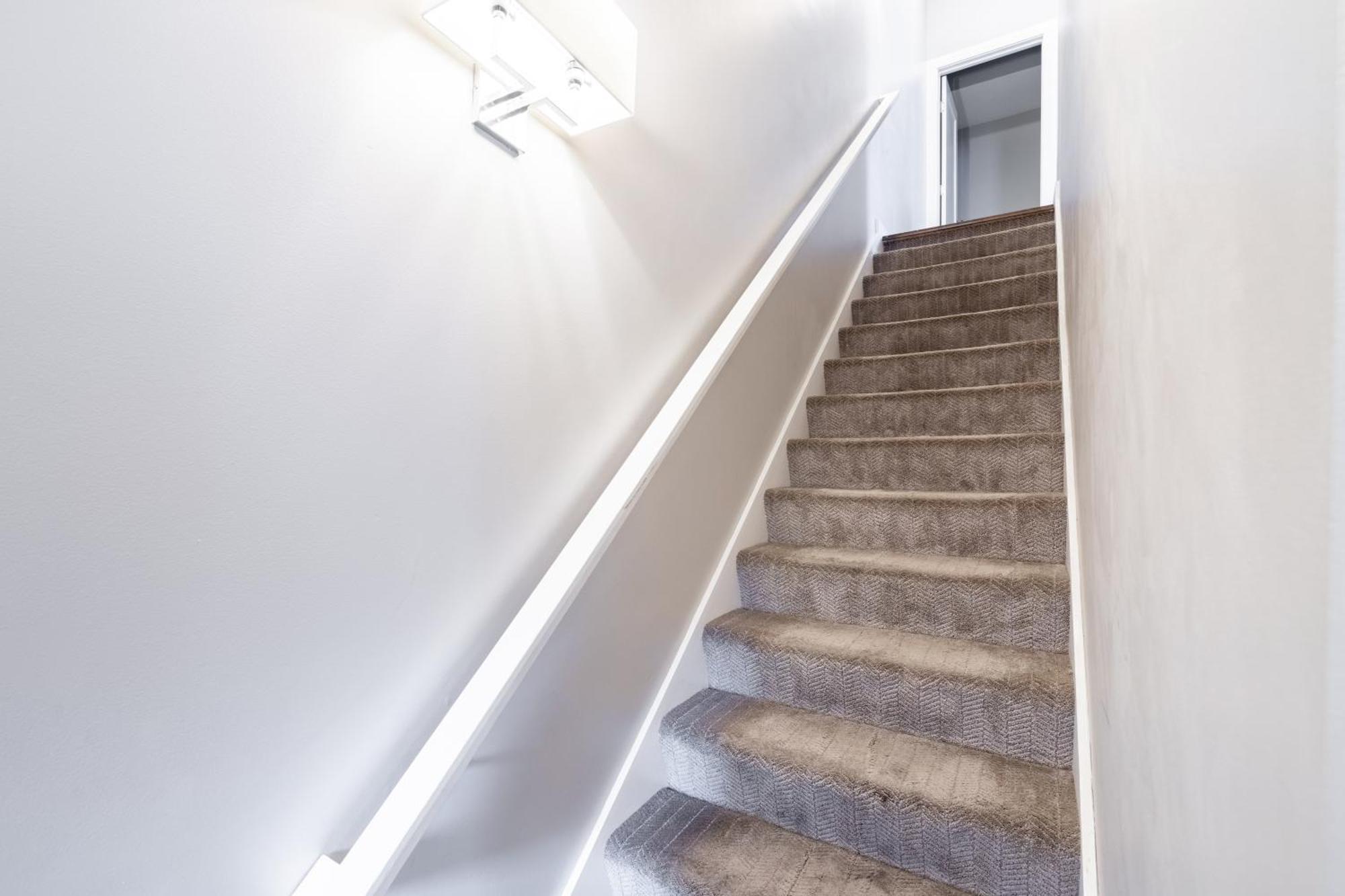 Luxury Downtown Townhome Unit 13 Кливленд Экстерьер фото